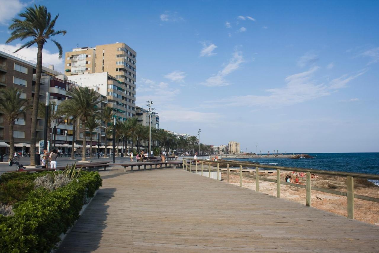 Homely Apartments Casa Torres Torrevieja Bagian luar foto